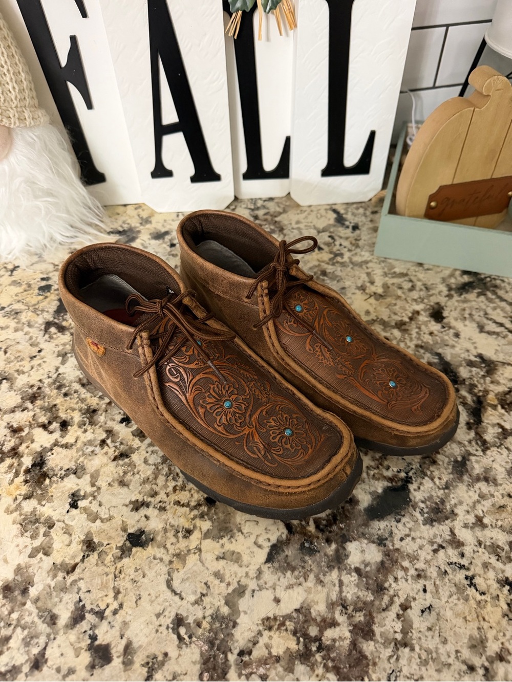 Woman’s Twisted X lace up shoes